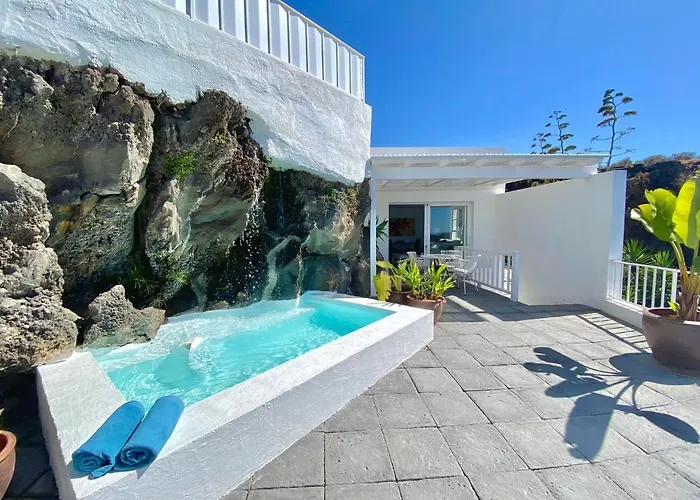 Casa Fontana, Amazing Sea View And Wide Terrace With Pool Tatil Evi *