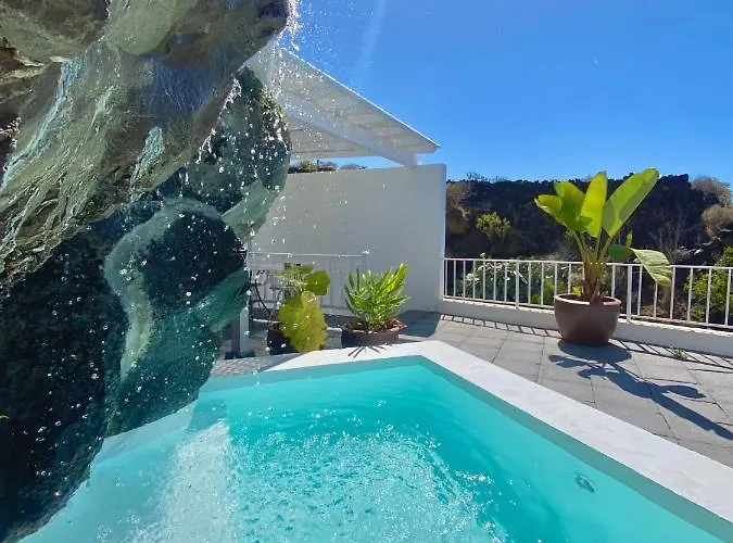 Casa Fontana, Amazing Sea View And Wide Terrace With Pool La Orotava